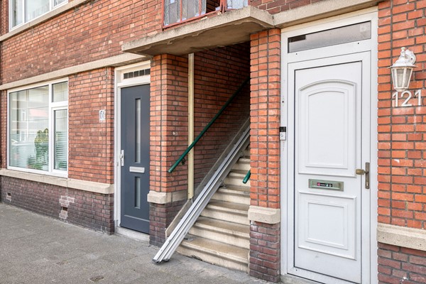 Medium property photo - Baambruggestraat 125, 2546 SJ Den Haag