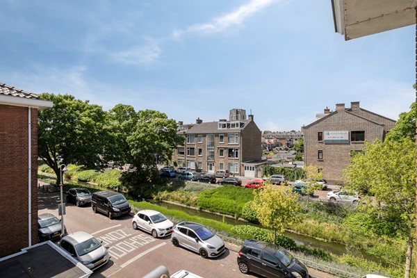 Medium property photo - Baambruggestraat 125, 2546 SJ Den Haag