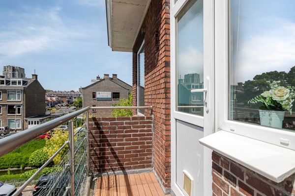Medium property photo - Baambruggestraat 125, 2546 SJ Den Haag