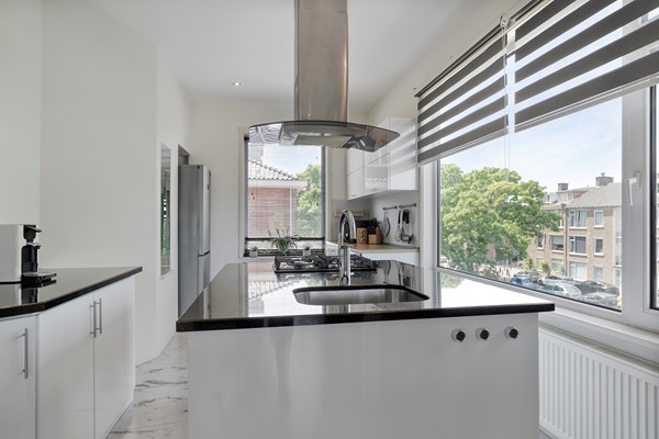 Medium property photo - Baambruggestraat 125, 2546 SJ Den Haag