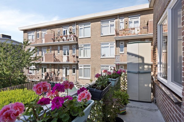 Medium property photo - Van der Gaagstraat 69, 2552 VB The Hague