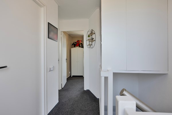 Medium property photo - Van der Gaagstraat 69, 2552 VB The Hague