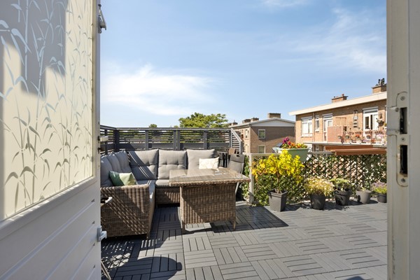 Medium property photo - Van der Gaagstraat 69, 2552 VB The Hague