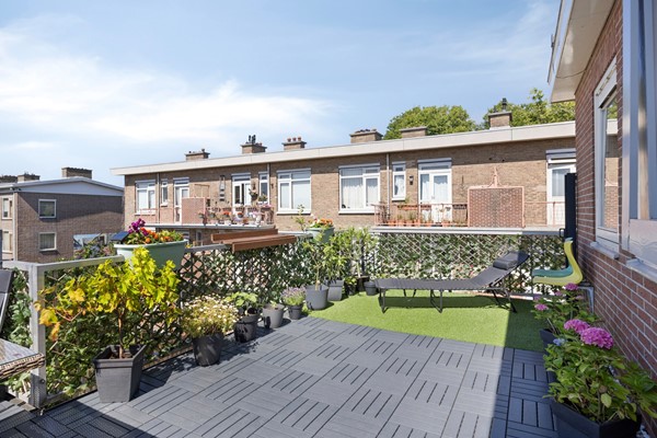 Medium property photo - Van der Gaagstraat 69, 2552 VB The Hague