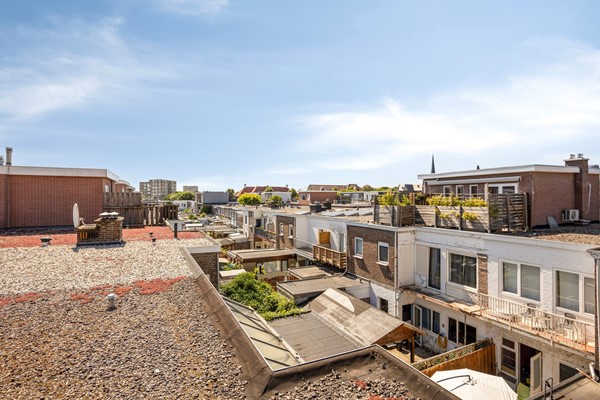Medium property photo - Van der Gaagstraat 69, 2552 VB The Hague