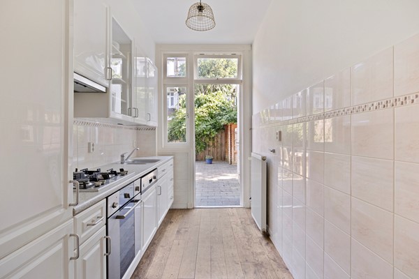 Medium property photo - Soestdijksekade 818, 2574 EE Den Haag