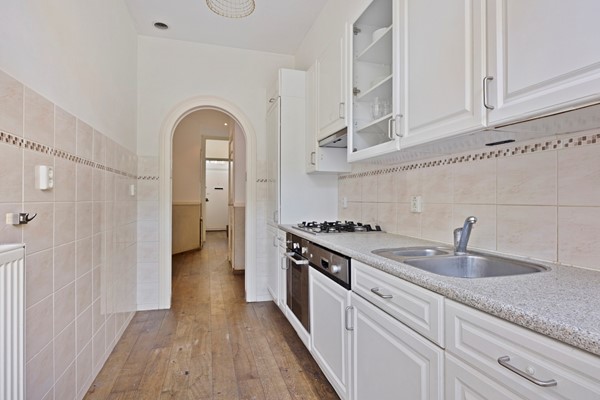 Medium property photo - Soestdijksekade 818, 2574 EE Den Haag