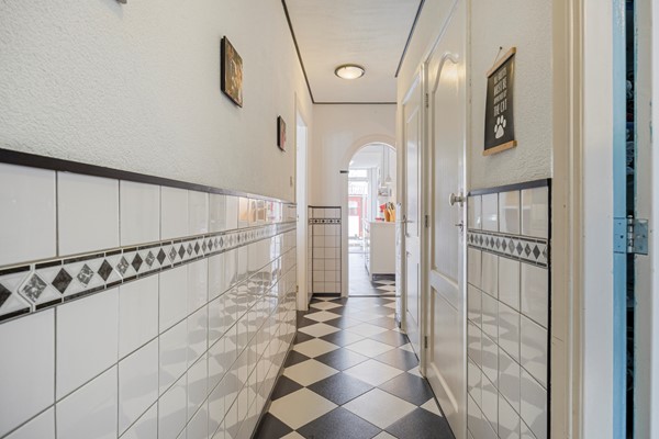 Medium property photo - Velpsestraat 74, 2573 SR The Hague