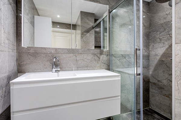 Medium property photo - Velpsestraat 74, 2573 SR The Hague