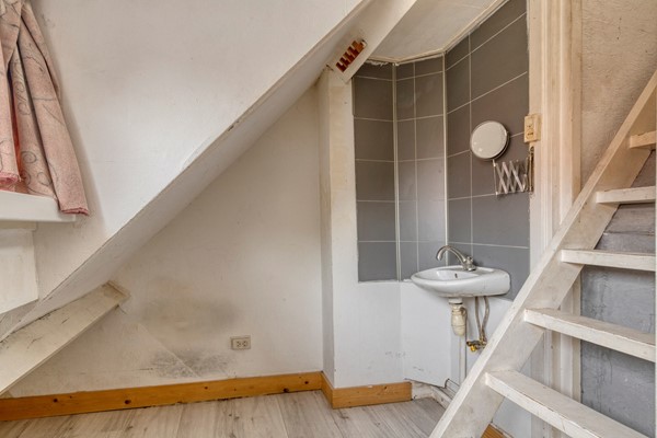 Medium property photo - Miquelstraat 91, 2522 KM The Hague