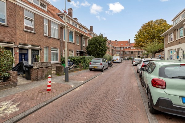 Medium property photo - Miquelstraat 91, 2522 KM The Hague