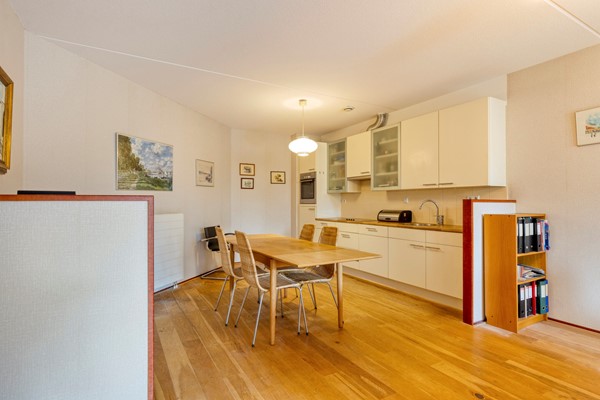 Medium property photo - Boomsluiterskade 219, 2511 VJ Den Haag