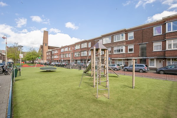Medium property photo - Allard Piersonlaan 11, 2522 ME Den Haag