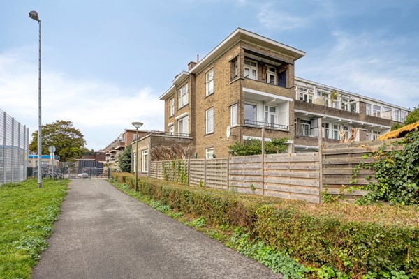 Medium property photo - Voorthuizenstraat 242, 2573 AS The Hague