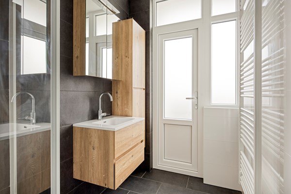 Medium property photo - Voorthuizenstraat 242, 2573 AS The Hague