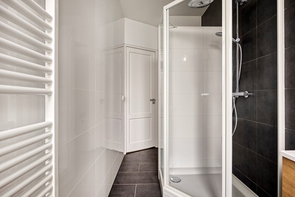 Medium property photo - Voorthuizenstraat 242, 2573 AS The Hague