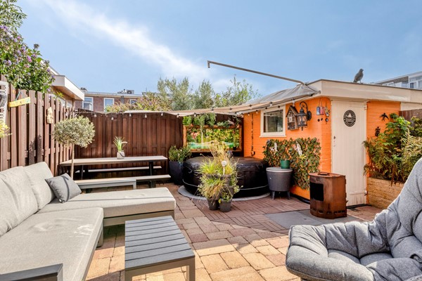 Property photo - Bussumsestraat 142, 2574JP Den Haag