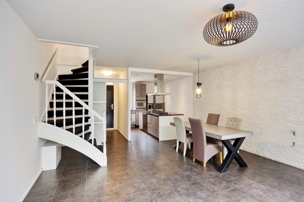 KingOlivereiland322551JVsGravenhageNL-10.jpg