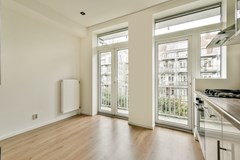 New for rent: Van Walbeeckstraat 85-2, 1058 CM Amsterdam