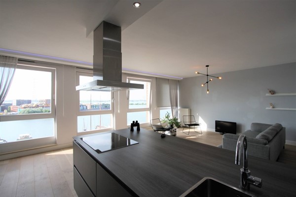 Medium property photo - Cas Oorthuyskade, 1087 DP Amsterdam