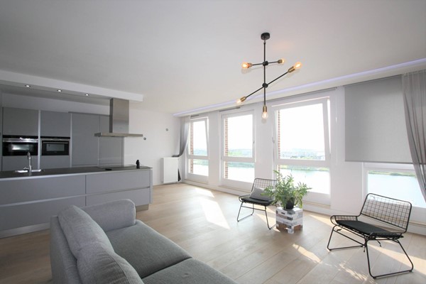 Medium property photo - Cas Oorthuyskade, 1087 DP Amsterdam