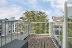 Rented: Van Oldenbarneveldtstraat 98-3, 1052 KJ Amsterdam
