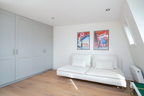 Medium property photo - Van Oldenbarneveldtstraat 98-3, 1052 KJ Amsterdam