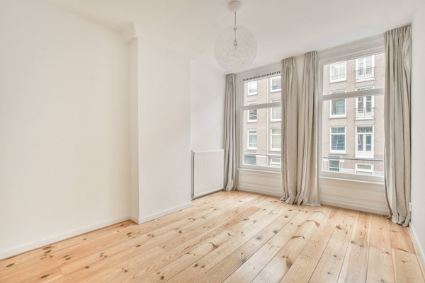 Medium property photo - Pieter Baststraat, 1071 TX Amsterdam