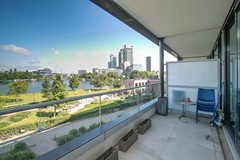 For rent: Korte Ouderkerkerdijk 5P, 1096 AC Amsterdam