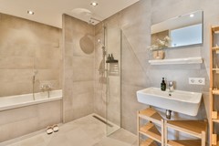 New for sale: Nieuwpoortstraat 86B9, 1055 RZ Amsterdam