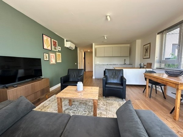 Prachtig en luxe complex, met veel voorzieningen.
Verwarmd buiten zwembad.