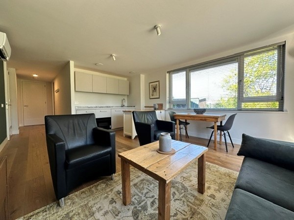 Medium property photo - West 49F, 1633 JD Avenhorn