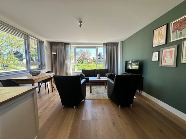 Medium property photo - West 49F, 1633 JD Avenhorn