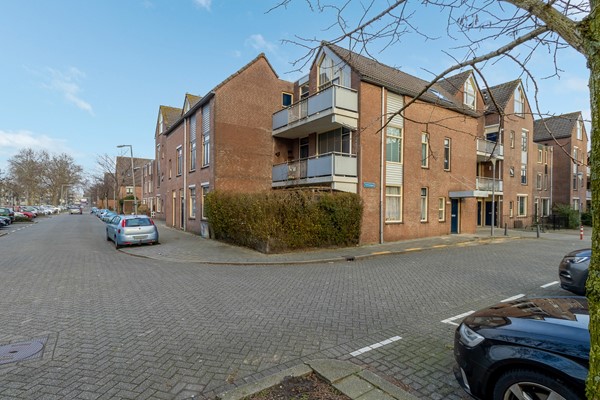 Medium property photo - Aarhuispad 83, 3067 PR Rotterdam