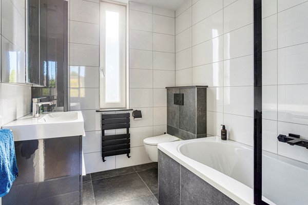 Medium property photo - Herman de Ruijterstraat 12, 5307 VL Poederoijen