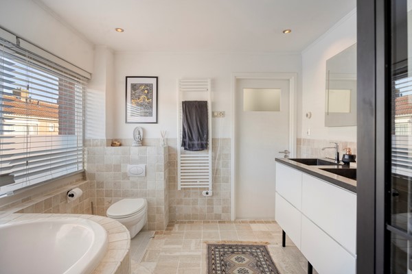 Medium property photo - Oranjestraat 22, 4209 AK Schelluinen