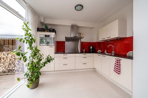 Medium property photo - Schipbeekstraat 19, 3313 AP Dordrecht
