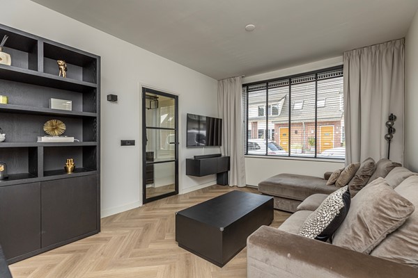 Medium property photo - De Josselin de Jongstraat 10, 3314 VB Dordrecht