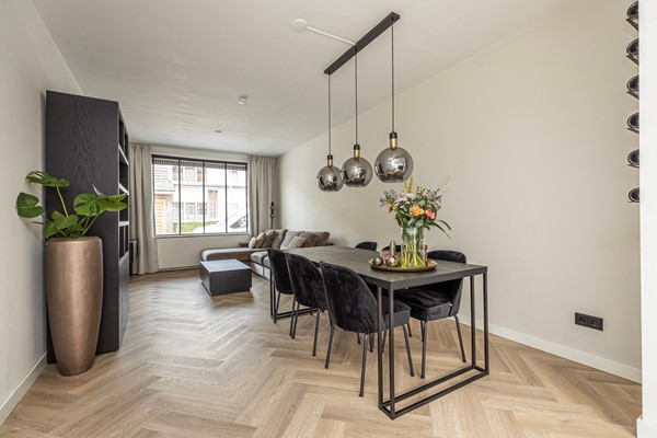 Medium property photo - De Josselin de Jongstraat 10, 3314 VB Dordrecht