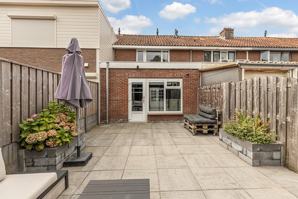 Medium property photo - De Josselin de Jongstraat 10, 3314 VB Dordrecht