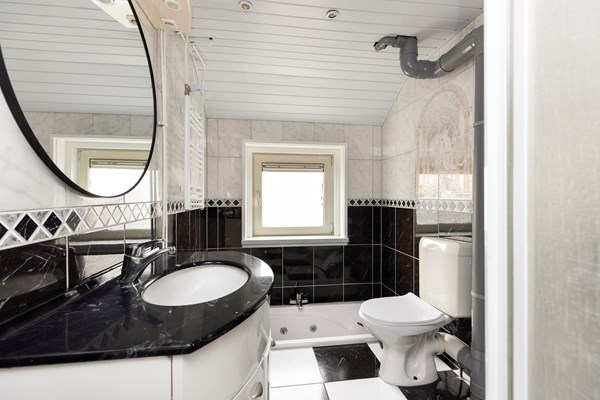 Medium property photo - Willy Martensstraat 29, 3314 XV Dordrecht