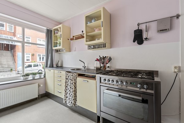 Medium property photo - Van der Meydestraat 16BG, 3039 TH Rotterdam