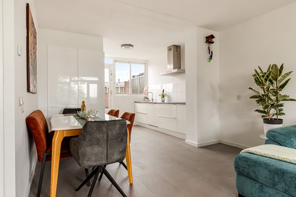 Medium property photo - Deventerpad 12, 1324 EE Almere