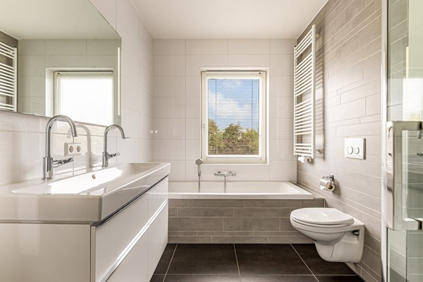 Medium property photo - Bezaan 43, 1319 EP Almere