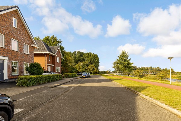 Medium property photo - Bezaan 43, 1319 EP Almere