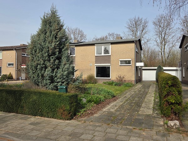 Te koop: Reinald van Gelrestraat 10, 6118AE Nieuwstadt