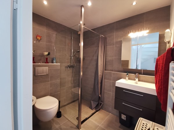 Medium property photo - Henegouwenstraat, 1066 DG Amsterdam