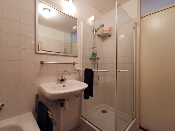 Medium property photo - Theodoor van Hoytemastraat, 1062 CG Amsterdam