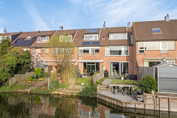 Sold subject to conditions: Coen Botrede 12, 2901 CG Capelle aan den IJssel