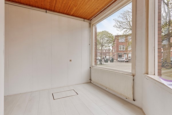 Medium property photo - Hoenderloostraat 4, 2573 RM The Hague